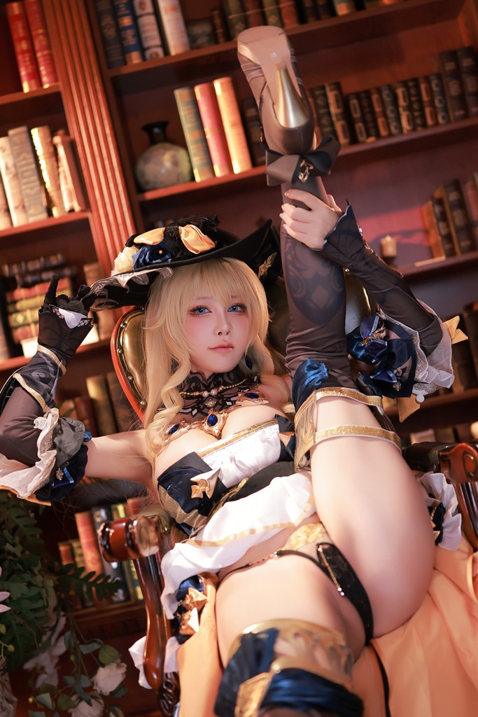 Aqua 水淼 - Navia (Genshin Impact) - Mitaku photo 1-13