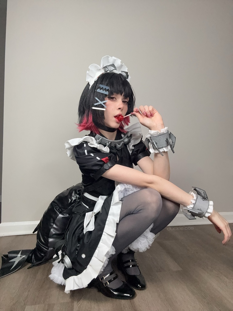 Duckie Cos - Ellen Joe - Mitaku photo 1-10