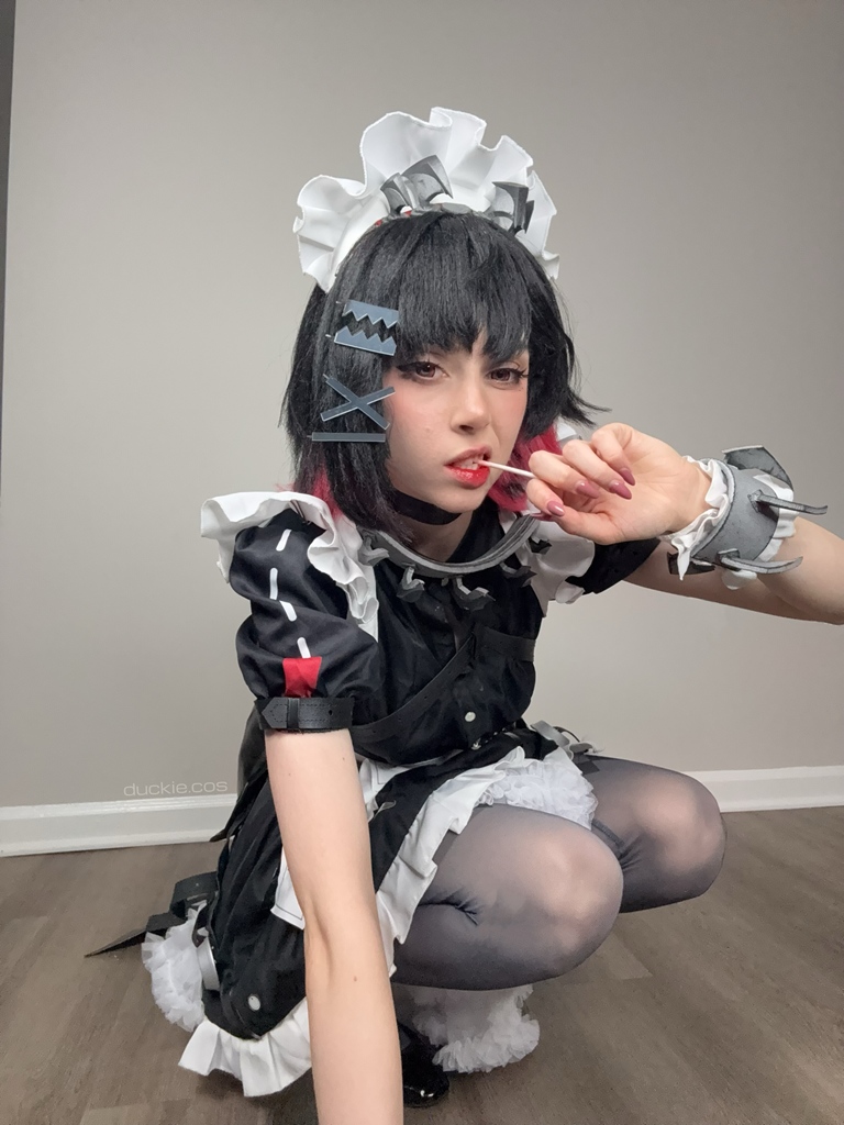 Duckie Cos - Ellen Joe - Mitaku photo 1-7