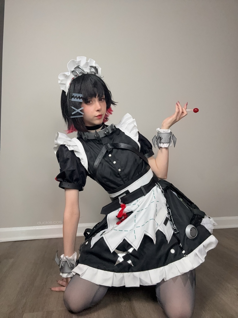 Duckie Cos - Ellen Joe - Mitaku photo 1-8