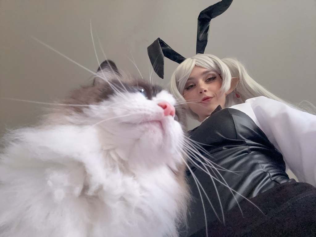 Duckie Cos - Frieren Bunny Suit - Mitaku photo 1-18