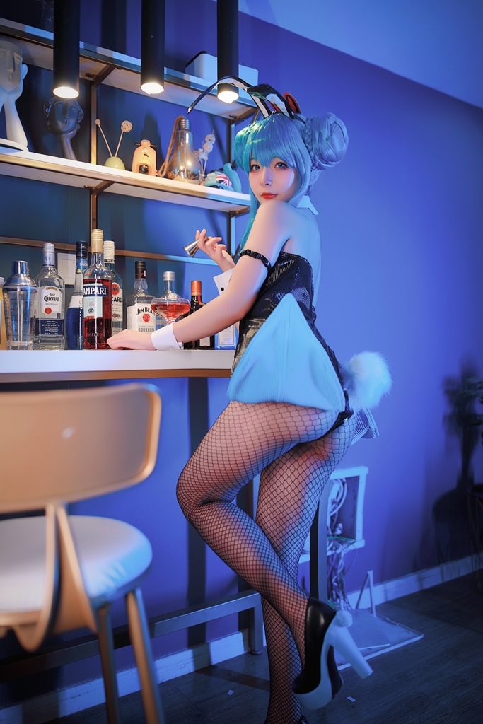 Kokuhui - Miku the Bunny - Mitaku photo 1-13