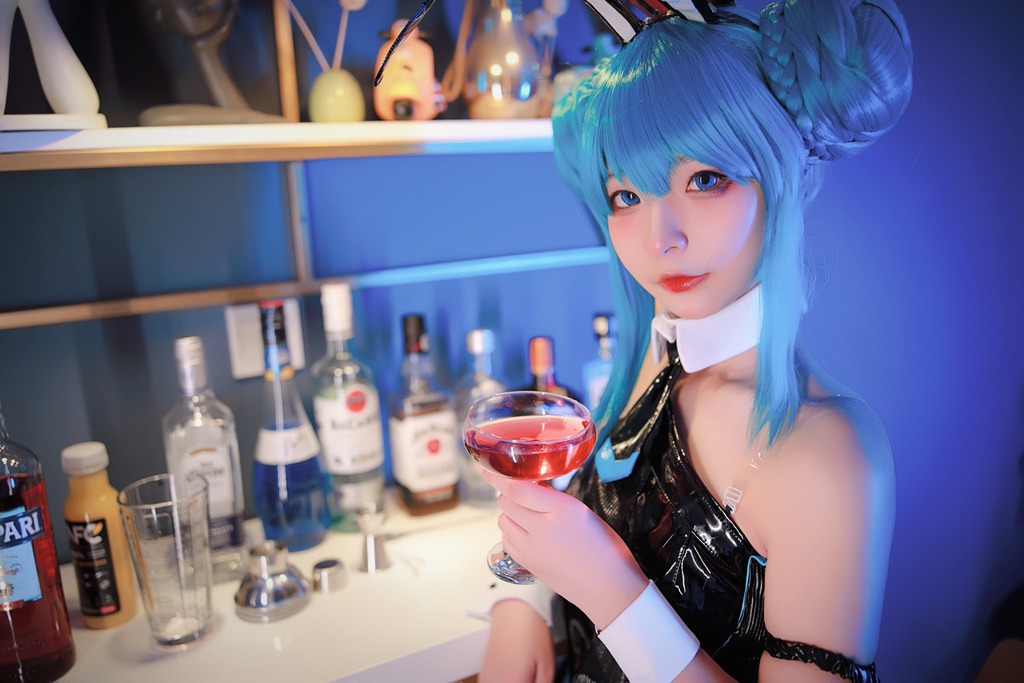 Kokuhui - Miku the Bunny - Mitaku photo 1-15