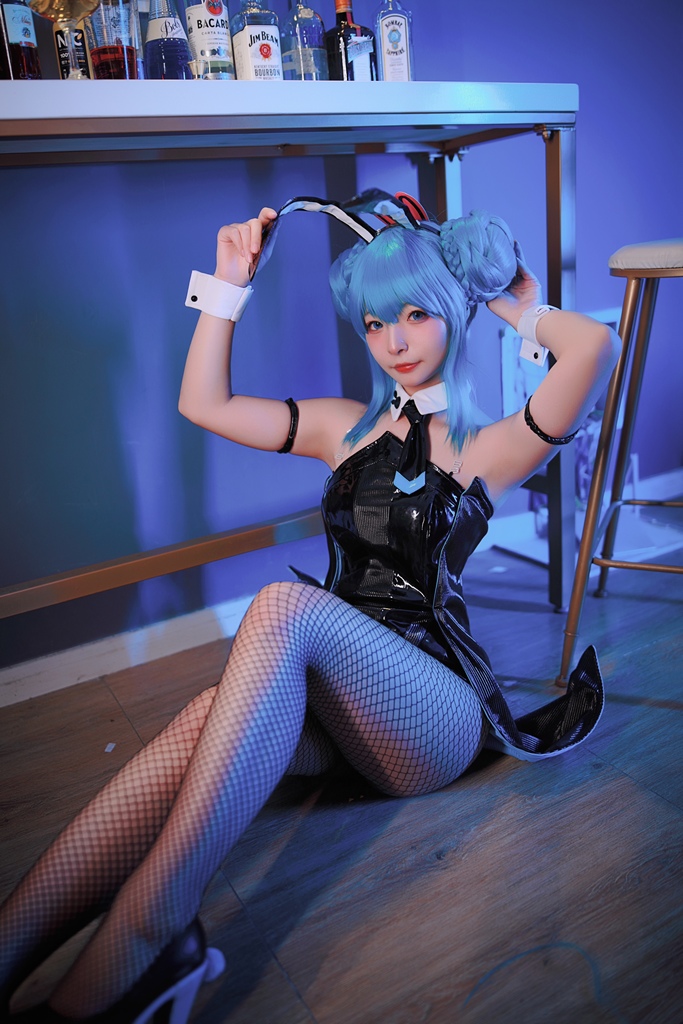 Kokuhui - Miku the Bunny - Mitaku photo 2-15
