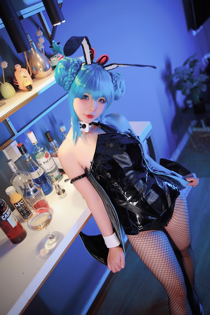 Kokuhui - Miku the Bunny - Mitaku photo 2-18