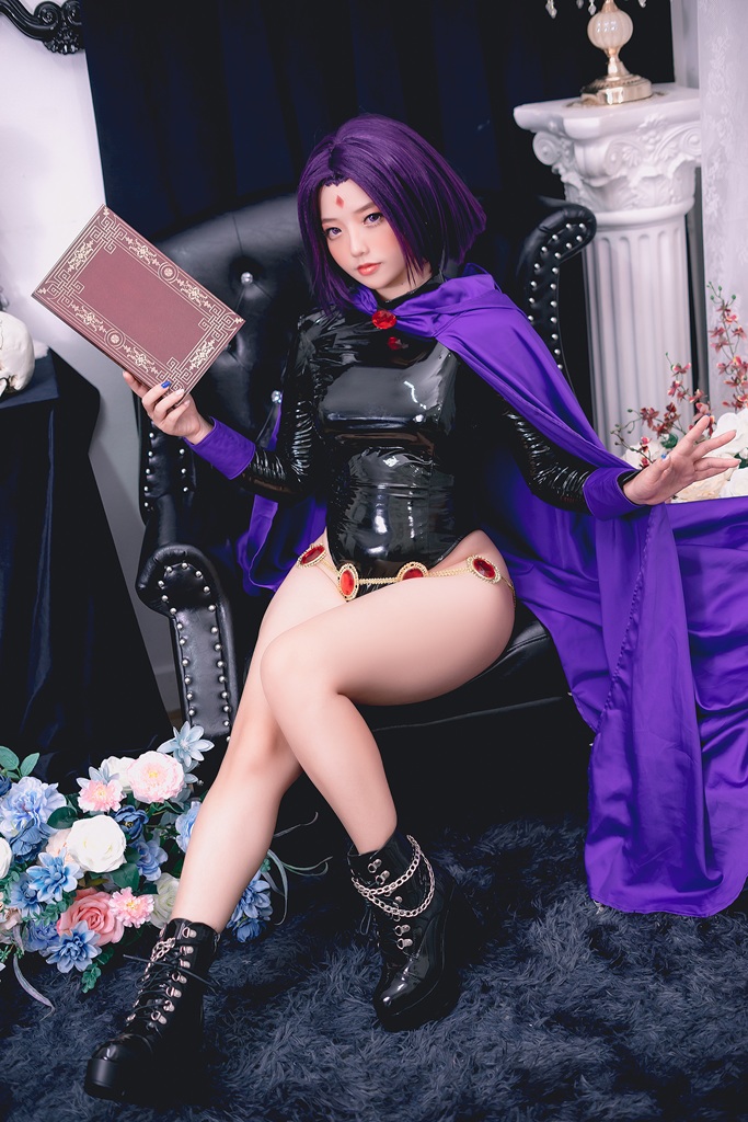 Messie Huang - Raven - Mitaku photo 1-1
