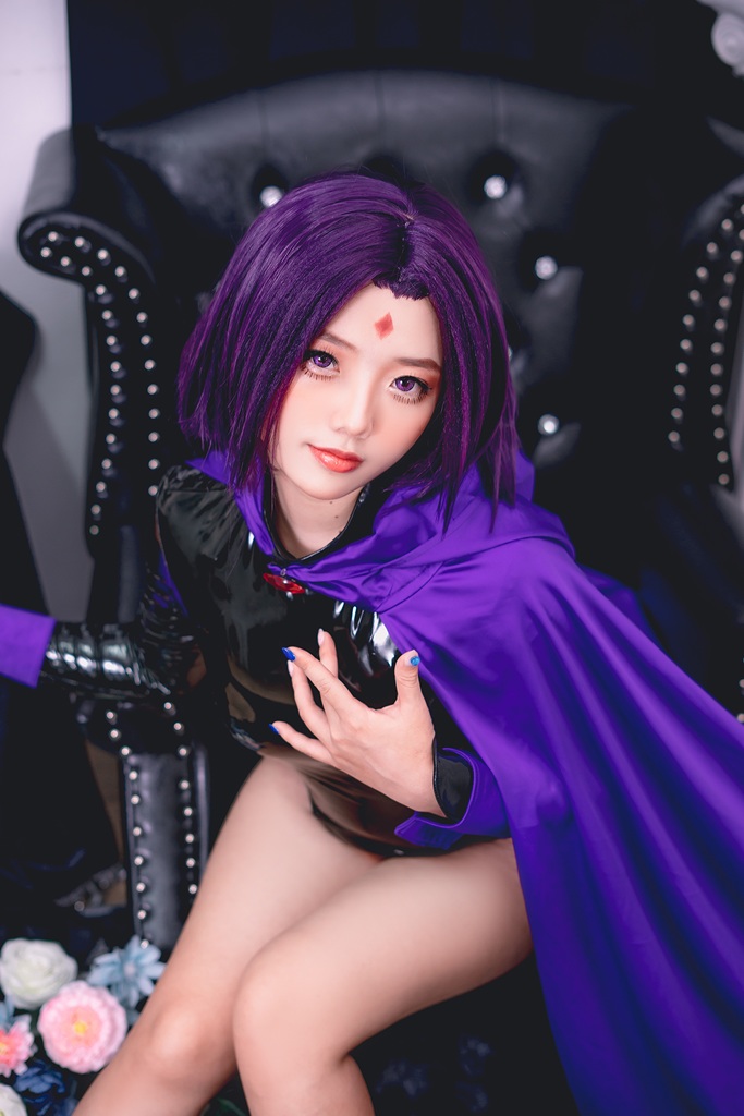 Messie Huang - Raven - Mitaku photo 1-3