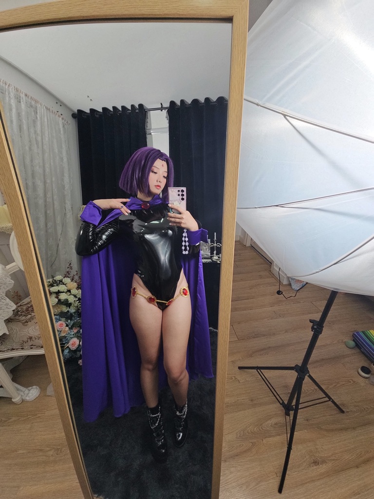 Messie Huang - Raven - Mitaku photo 3-2