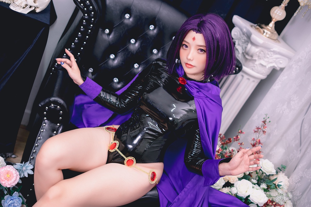 Messie Huang - Raven - Mitaku photo 1-4