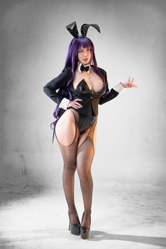 Umeko J - Shizuku Kuroe Bunny Suit - Mitaku photo 1-1