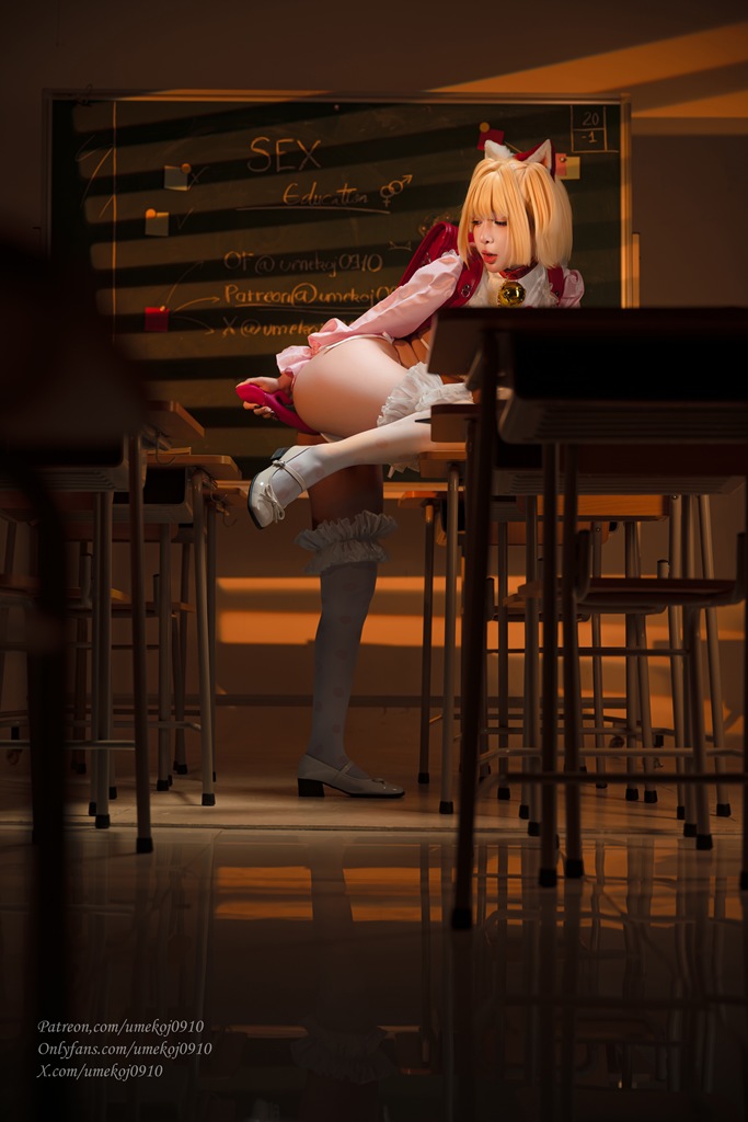 Umeko J - The Purring Classmate - Mitaku photo 1-9