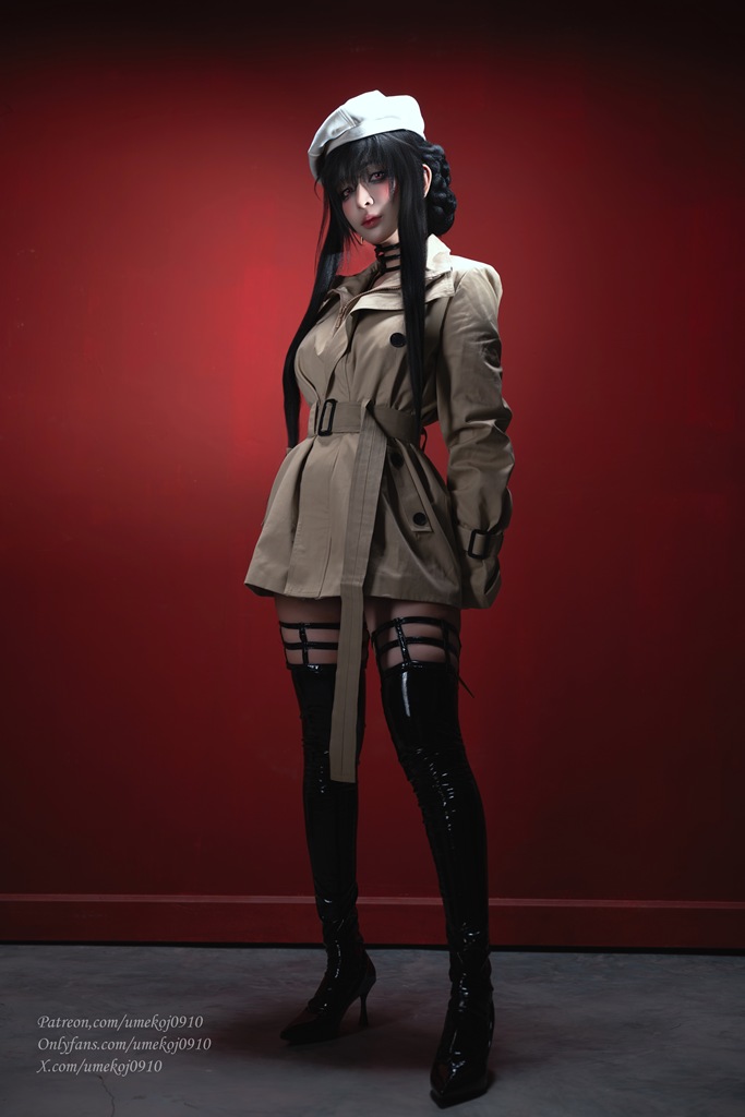 Umeko J - Yor Forger Trench Coat - Mitaku photo 1-1