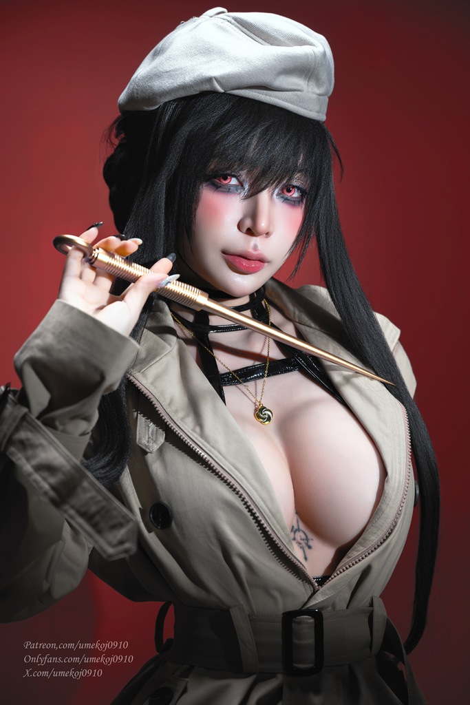 Umeko J - Yor Forger Trench Coat - Mitaku photo 1-8