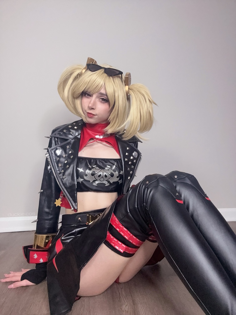 Duckie Cos - Burnice - Mitaku photo 1-5