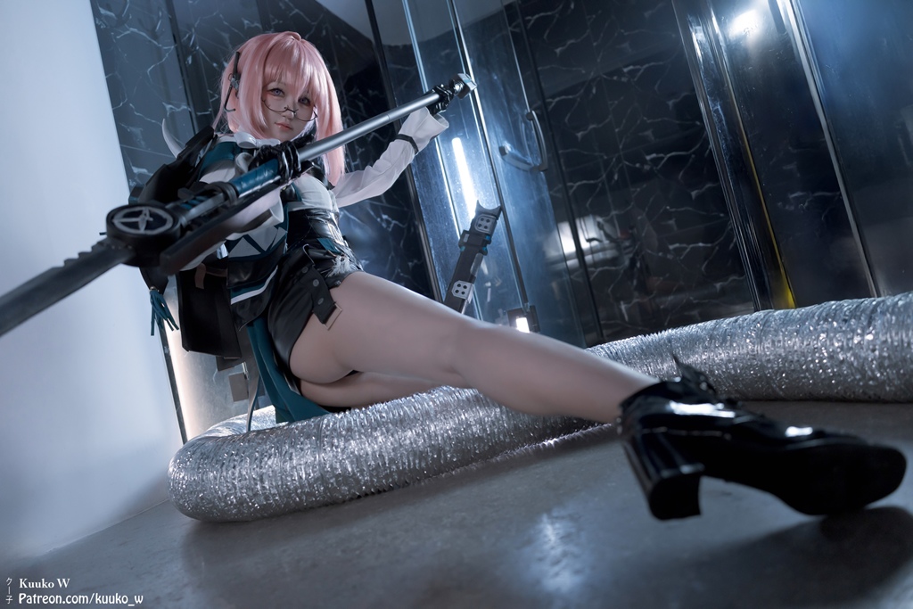Kuuko W - Yanagi (Zenless Zone Zero) - Mitaku photo 1-6