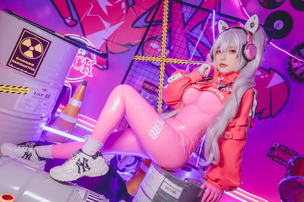 Messie Huang - Alice (NIKKE) - Mitaku photo 1-17