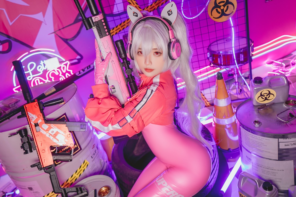 Messie Huang - Alice (NIKKE) - Mitaku photo 1-3