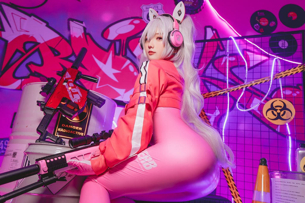 Messie Huang - Alice (NIKKE) - Mitaku photo 1-4