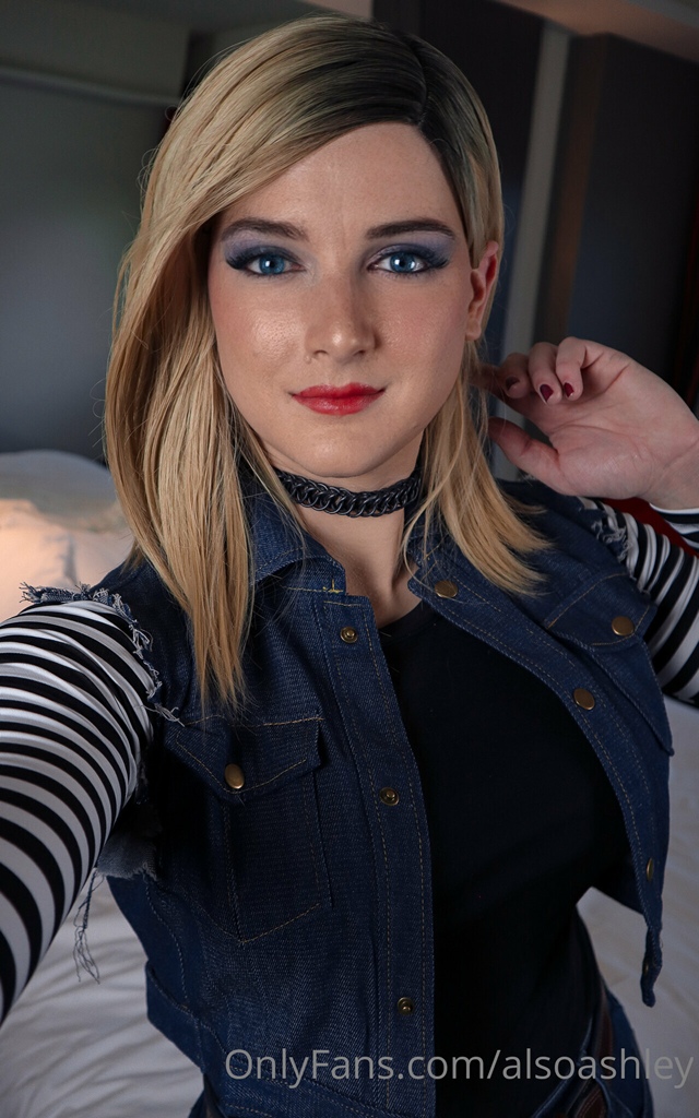 Ashley Barron - Android 18 - Mitaku photo 1-11