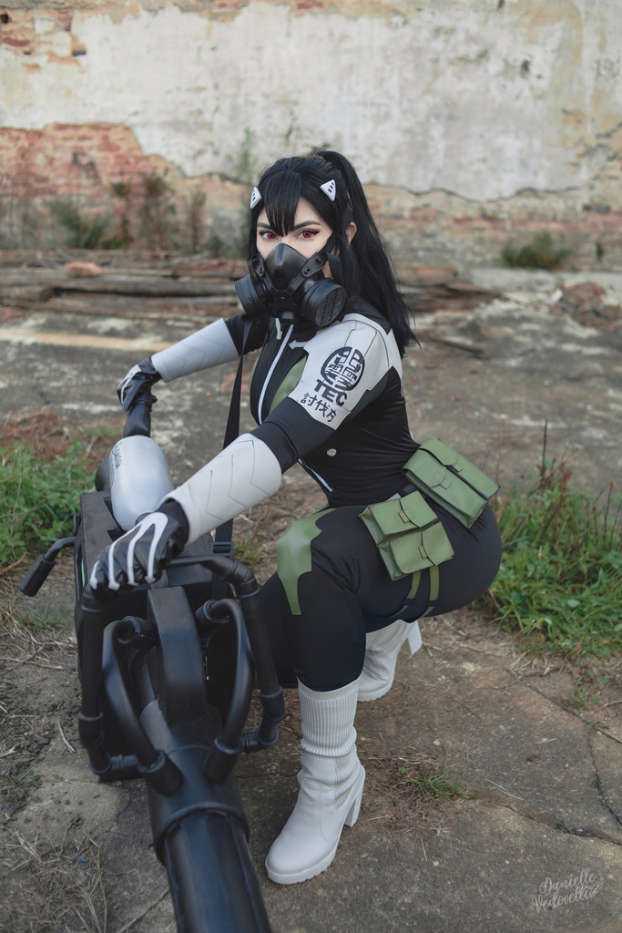 Danielle Vedovelli - Mina Ashiro - Mitaku photo 1-0