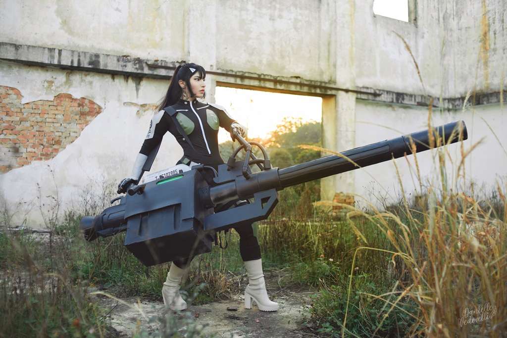 Danielle Vedovelli - Mina Ashiro - Mitaku photo 1-14