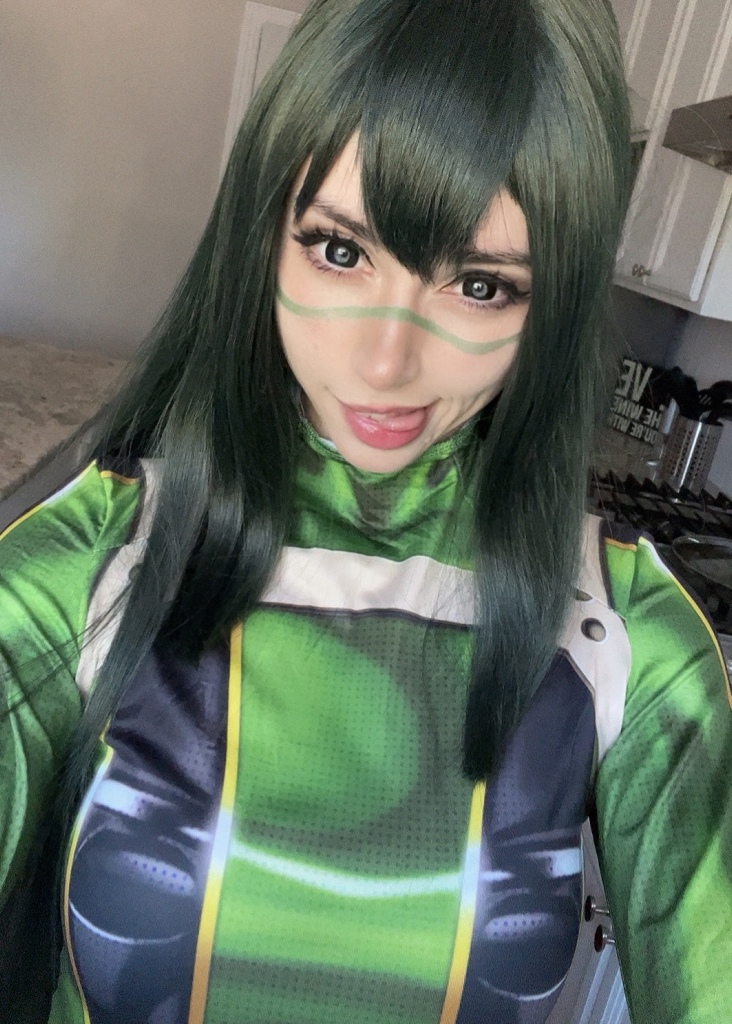 Duckie Cos - Tsuyu Asui - Mitaku photo 1-10