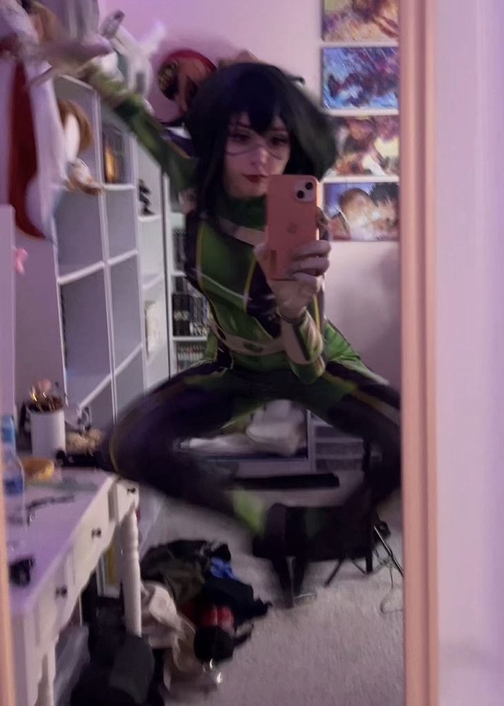 Duckie Cos - Tsuyu Asui - Mitaku photo 1-12