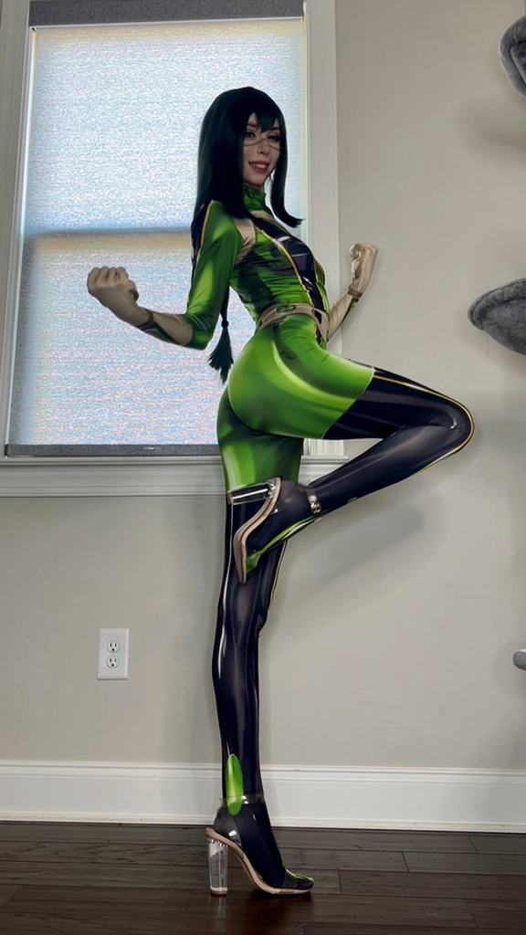 Duckie Cos - Tsuyu Asui - Mitaku photo 1-3