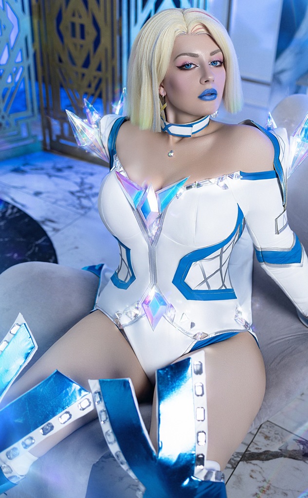 Liz Joestar - Emma Frost - Mitaku photo 1-4