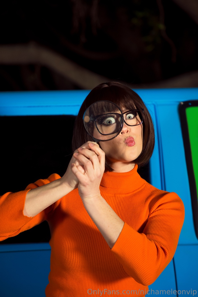 Nichameleon - Velma Dinkley - Mitaku photo 1-5