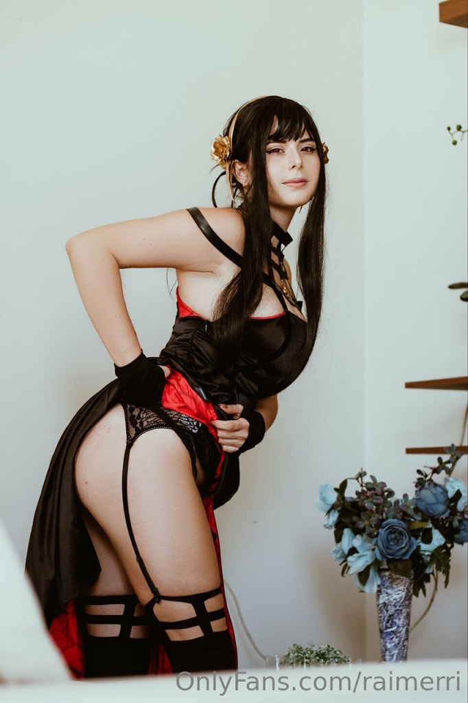 Raimerri - Yor Forger - Mitaku photo 1-2