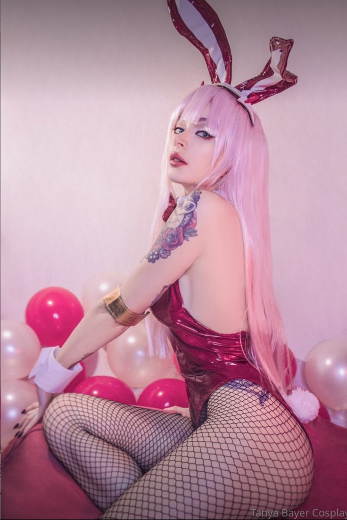 Tanya Bayer - Zero Two Bunny Suit - Mitaku photo 1-3