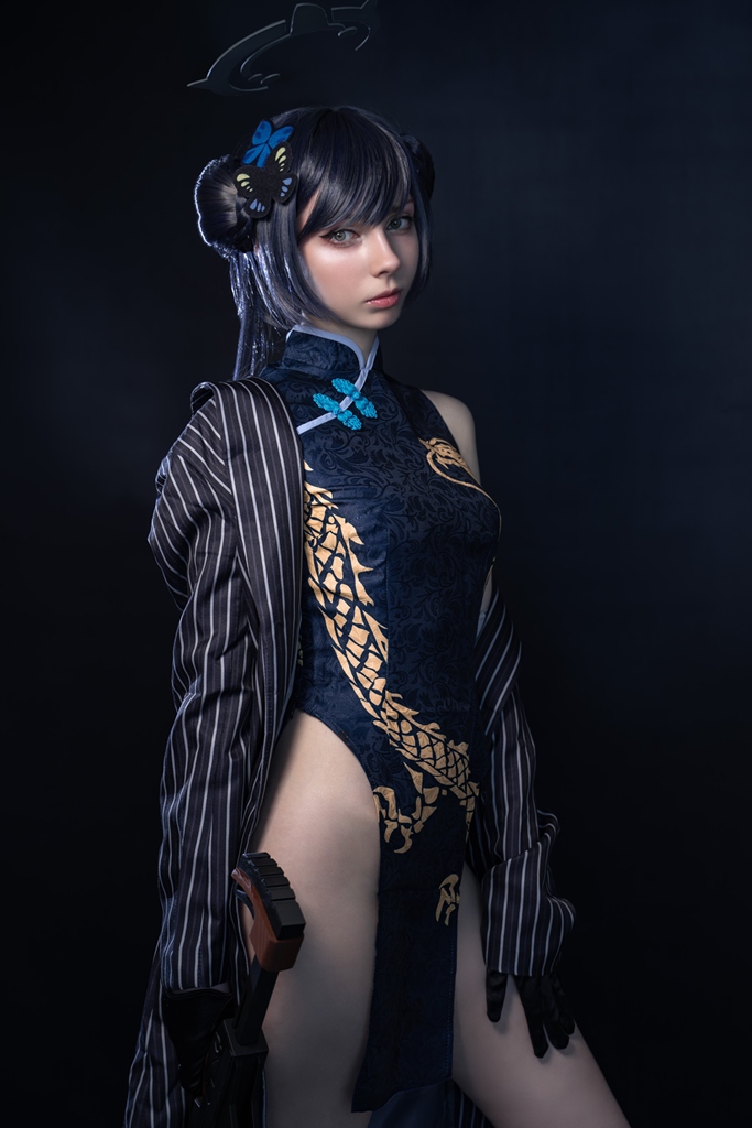 Victoria Lirell - Kisaki (Blue Archive) - Mitaku photo 1-1