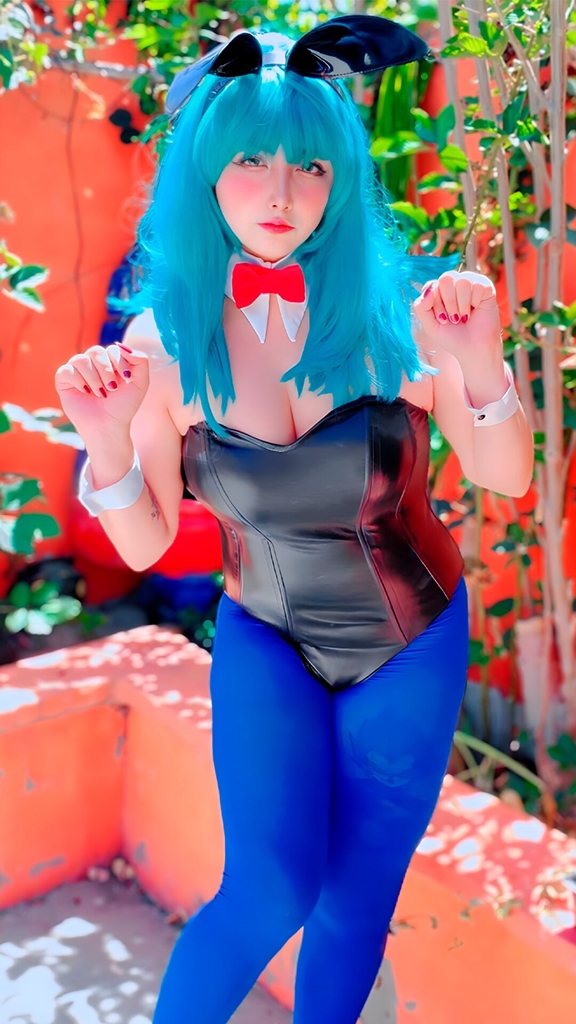 Arelly Trujillo - Bulma Bunny Suit - Mitaku photo 1-4