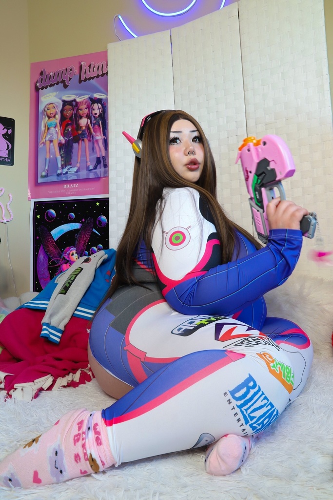 Cece Hectori - D.Va - Mitaku photo 1-4