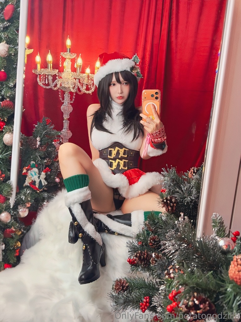 Potato Godzilla - Xmas 2025 - Mitaku photo 1-18