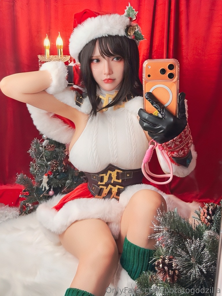 Potato Godzilla - Xmas 2025 - Mitaku photo 1-1