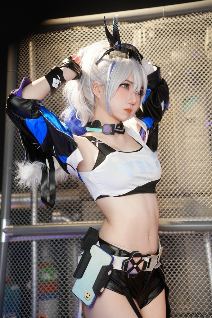 Sally Dorasnow - Silver Wolf (Honkai: Star Rail) - Mitaku photo 1-13