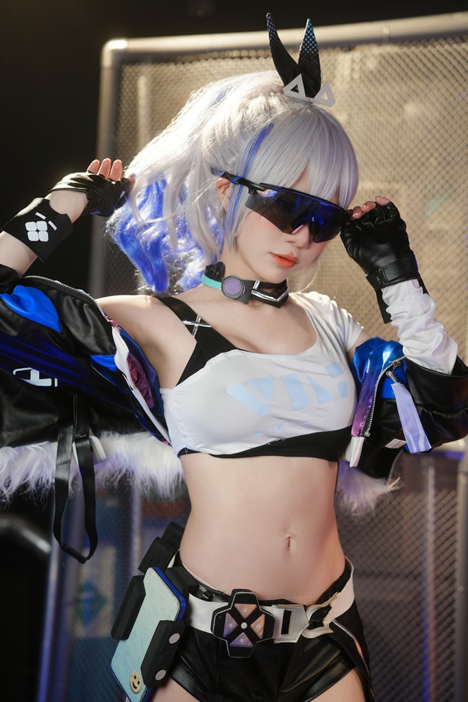 Sally Dorasnow - Silver Wolf (Honkai: Star Rail) - Mitaku photo 1-17