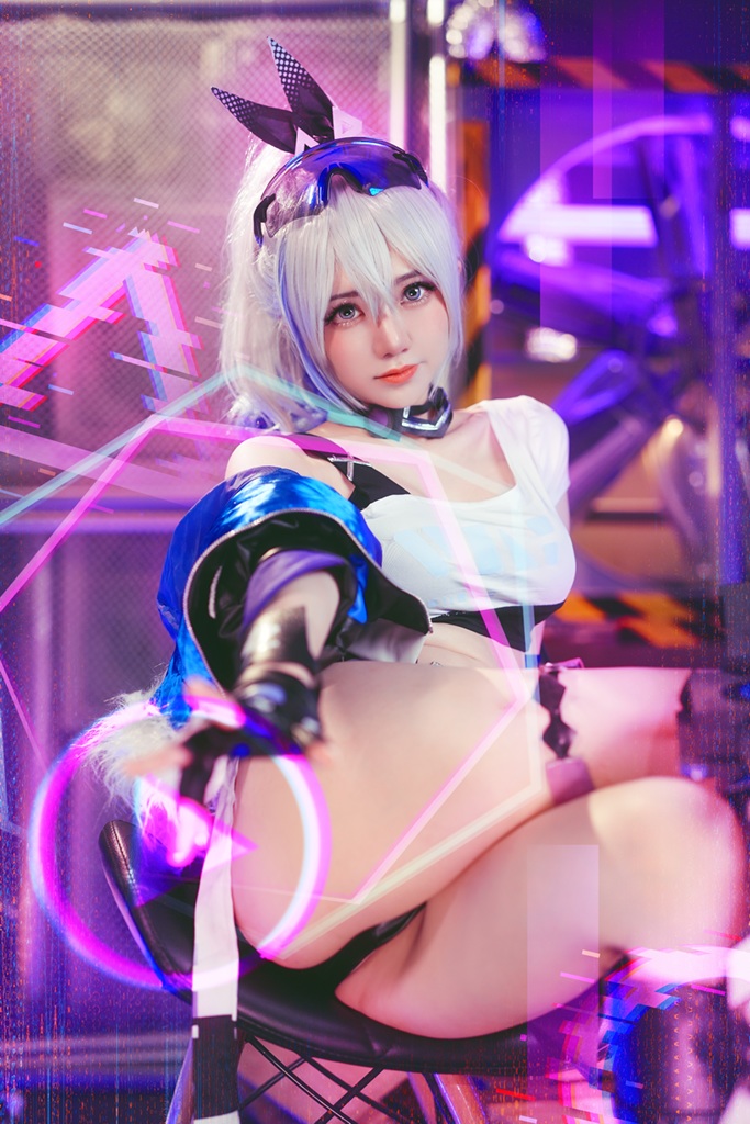 Sally Dorasnow - Silver Wolf (Honkai: Star Rail) - Mitaku photo 1-1