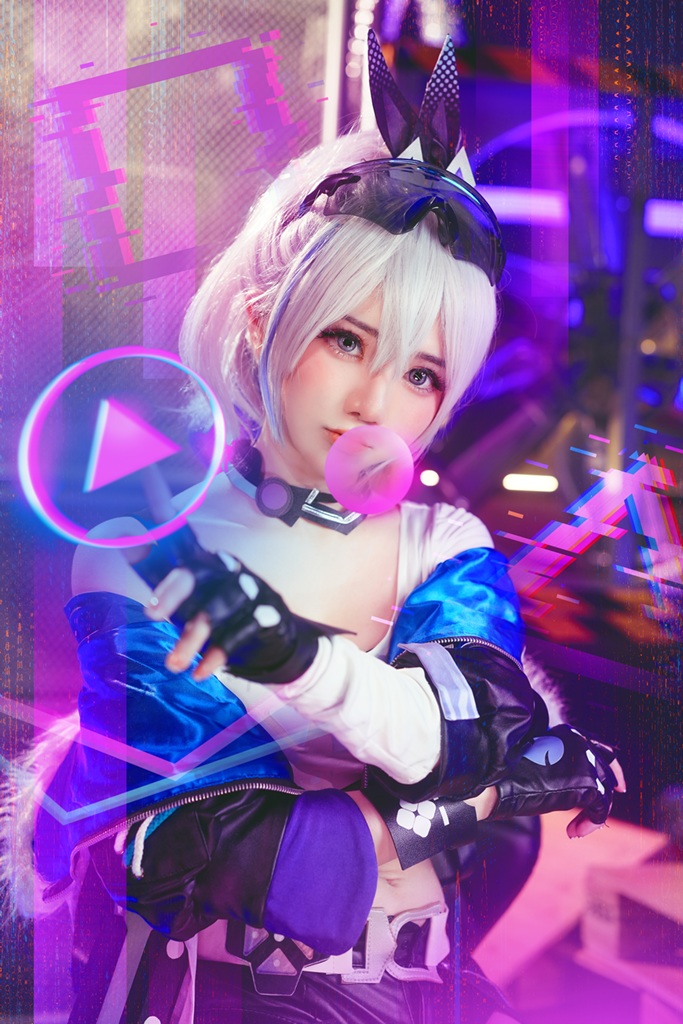 Sally Dorasnow - Silver Wolf (Honkai: Star Rail) - Mitaku photo 1-2