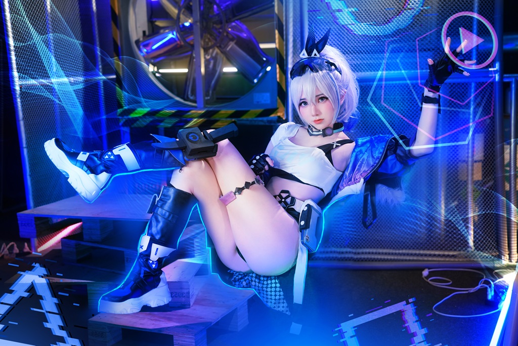 Sally Dorasnow - Silver Wolf (Honkai: Star Rail) - Mitaku photo 1-6