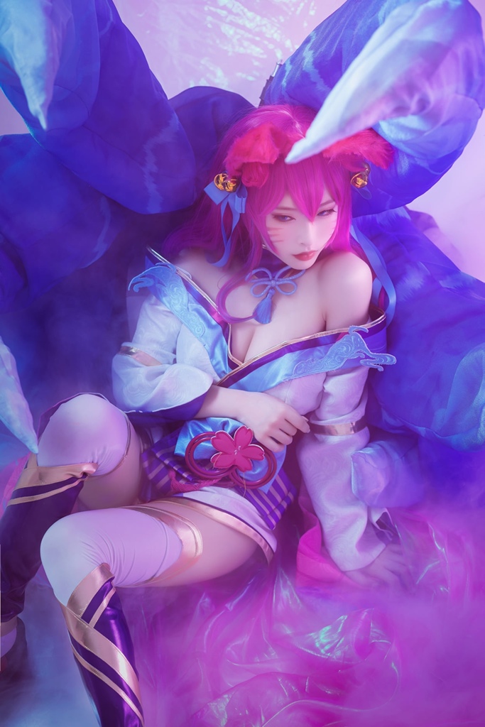 Shimizu Yuno 清水由乃 - Spirit Blossom Ahri - Mitaku photo 1-10