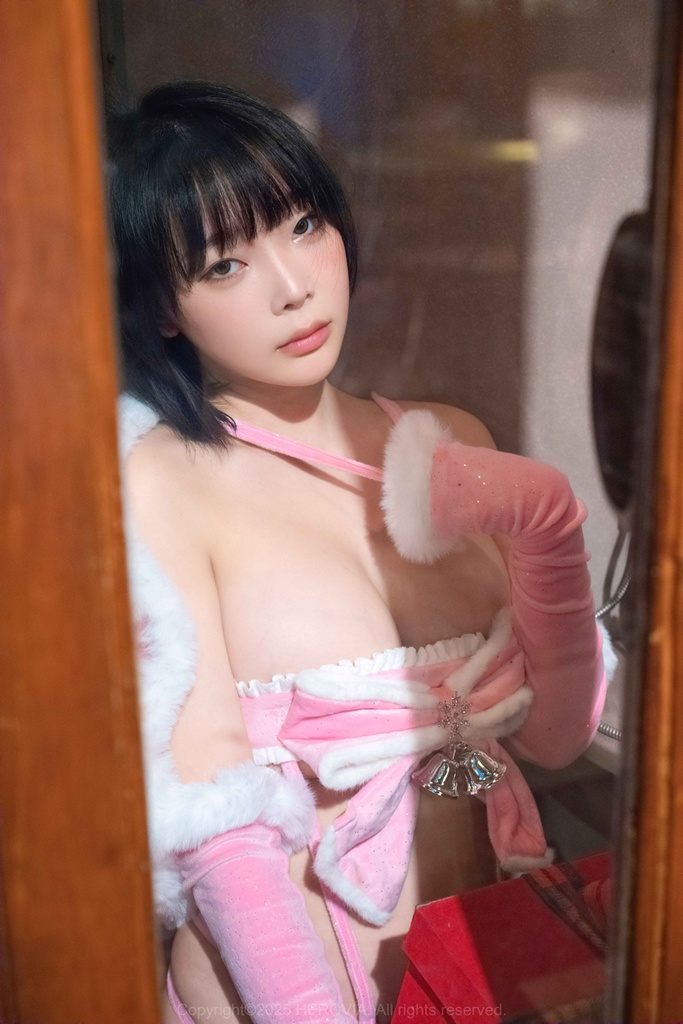 Inkyung 강인경 - Xmas - Mitaku photo 1-1