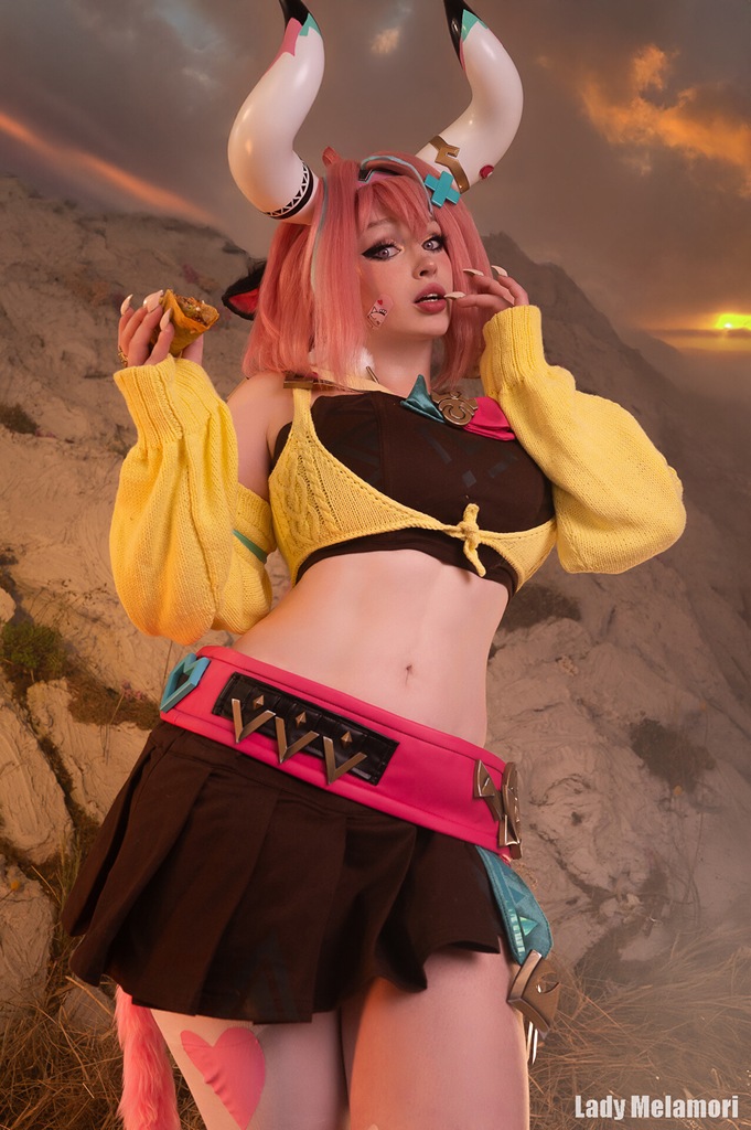 Lady Melamori - Varesa - Mitaku photo 1-15