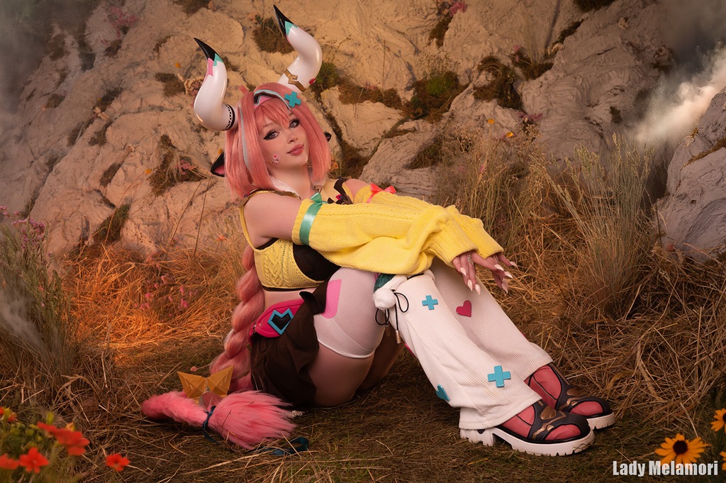 Lady Melamori - Varesa - Mitaku photo 1-5