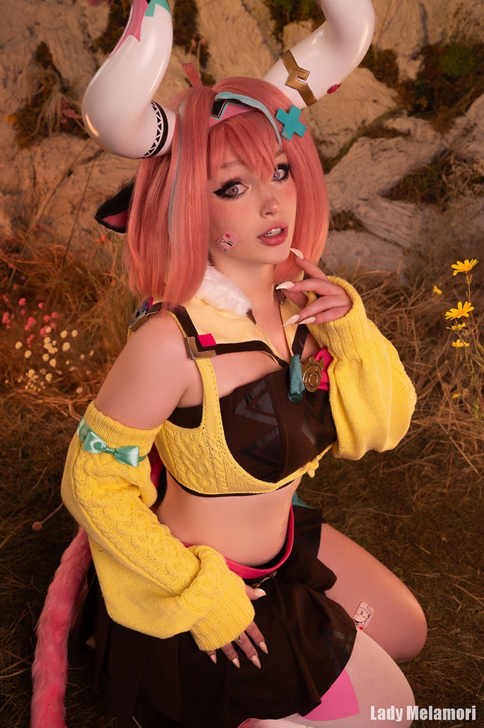 Lady Melamori - Varesa - Mitaku photo 1-7