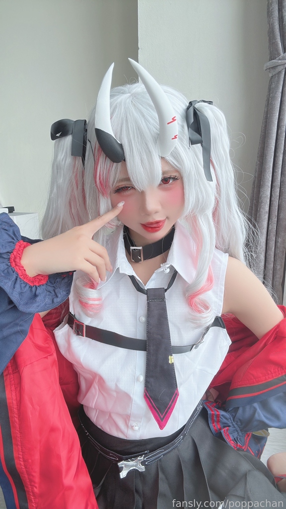 PoppaChan - Nakiri Ayame - Mitaku photo 1-4