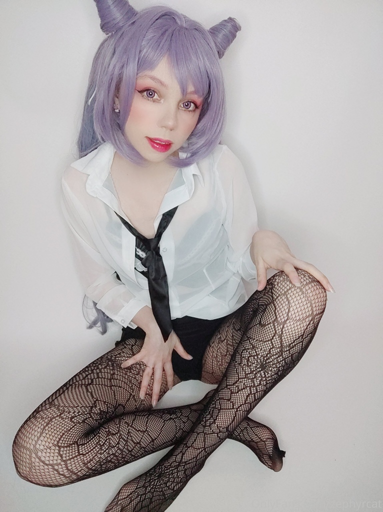 Zephyr Cat - Keqing Office Lady - Mitaku photo 1-2