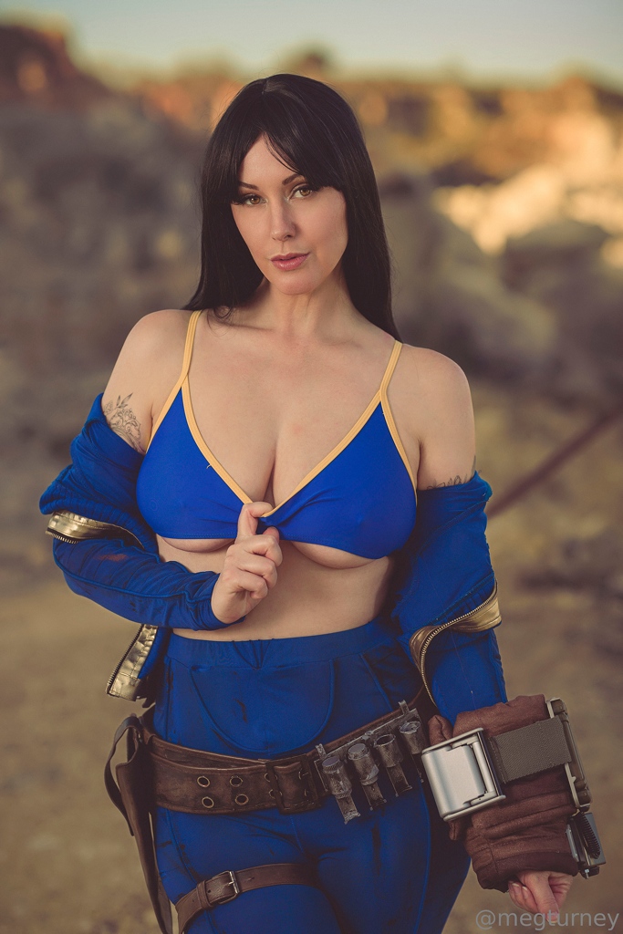 Meg Turney - Vault Dweller - Mitaku photo 1-9